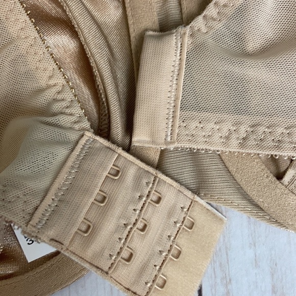 Bali NWT Minimizer Satin Tracings Comfort Strap Bra 34C Underwire Lingerie - Picture 12 of 16